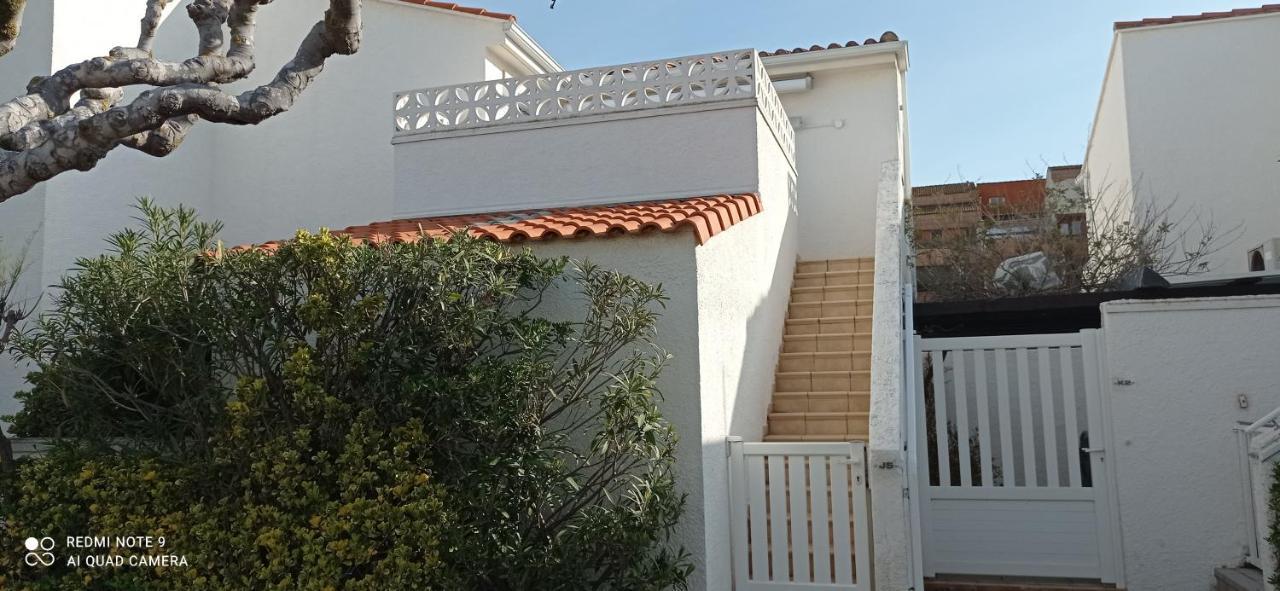 Charmant 2 Pieces Avec Terrasse En Bord De Mer Leucate Exterior foto